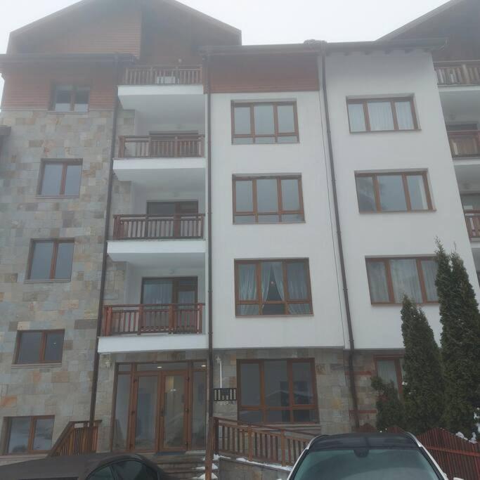 Apartamento Семи Гарден Borovets Exterior foto